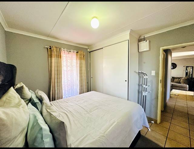 3 BEDROOM HOUSE FOR SALE IN SKY CITY